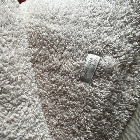 Pink Barefoot Dreams CozyChic Throw - Picture 2 of 3